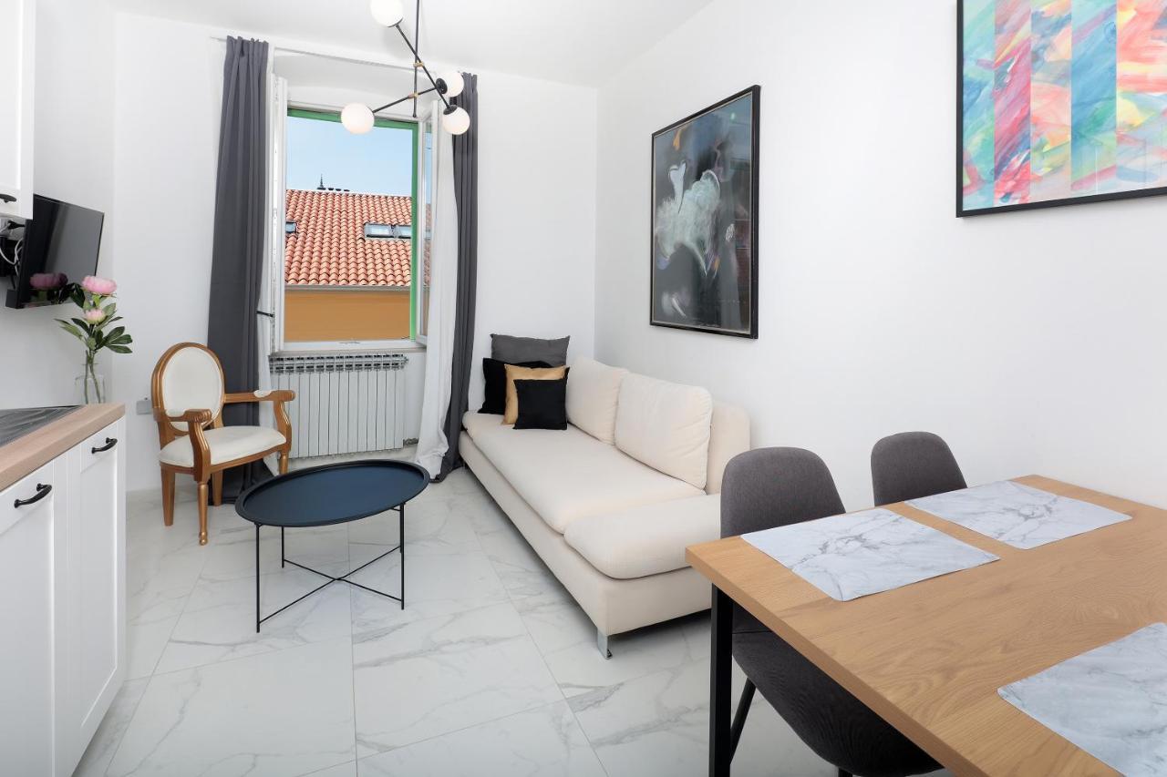 Apartments Luan Rijeka Bagian luar foto